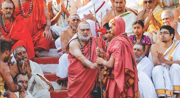 Monasticism: Sringeri’s Pontiff Anoints Successor